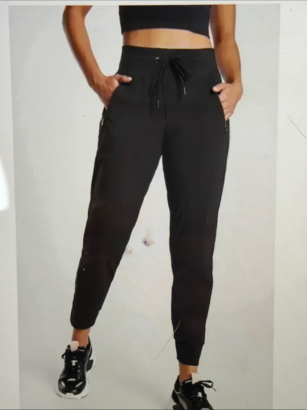 Athleta Black Trekkie North Jogger pants Sz4